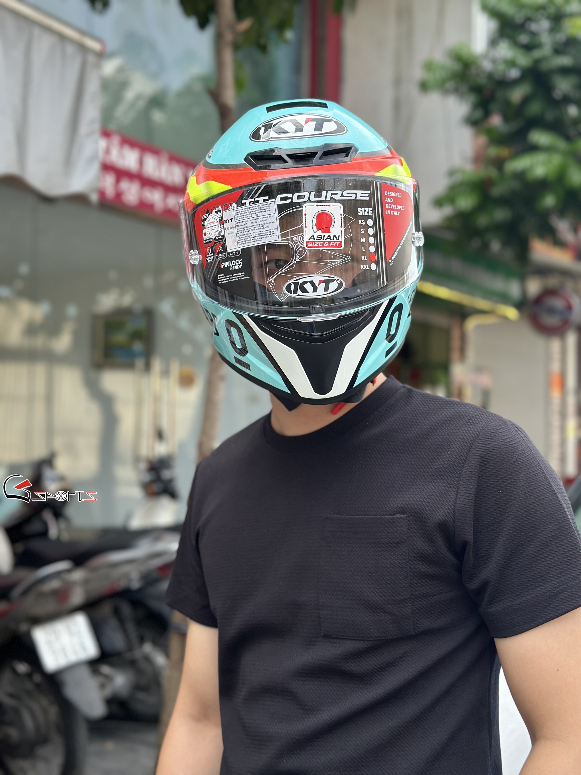 Mũ bảo hiểm KYT TT Course mu bao hiem kyt tt course 99