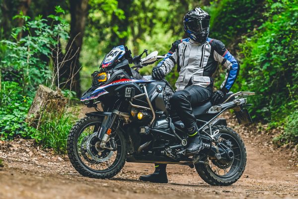 quan giap motor ls2 travel man 5
