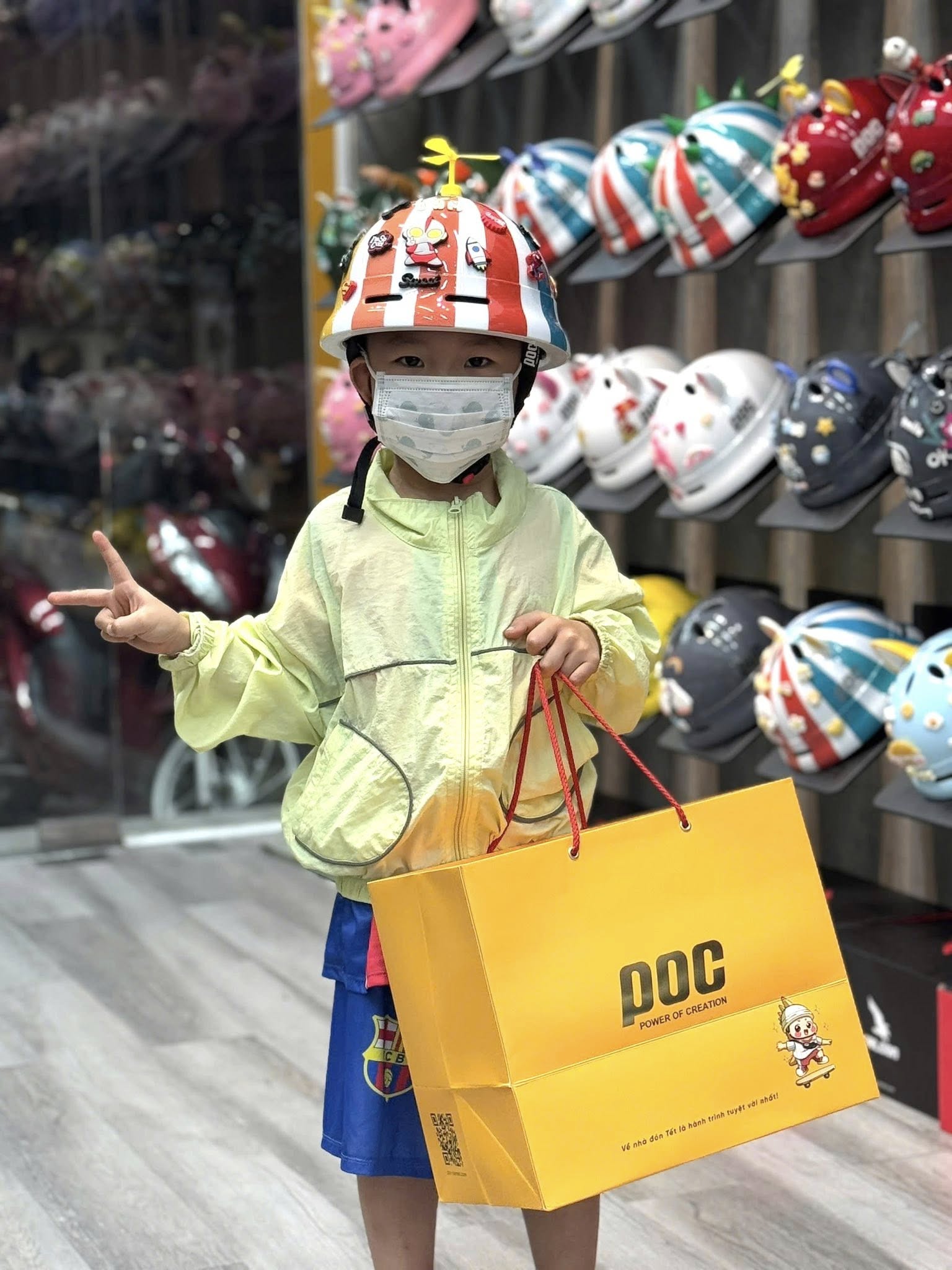 Mu bao hiem POC chinh hang.