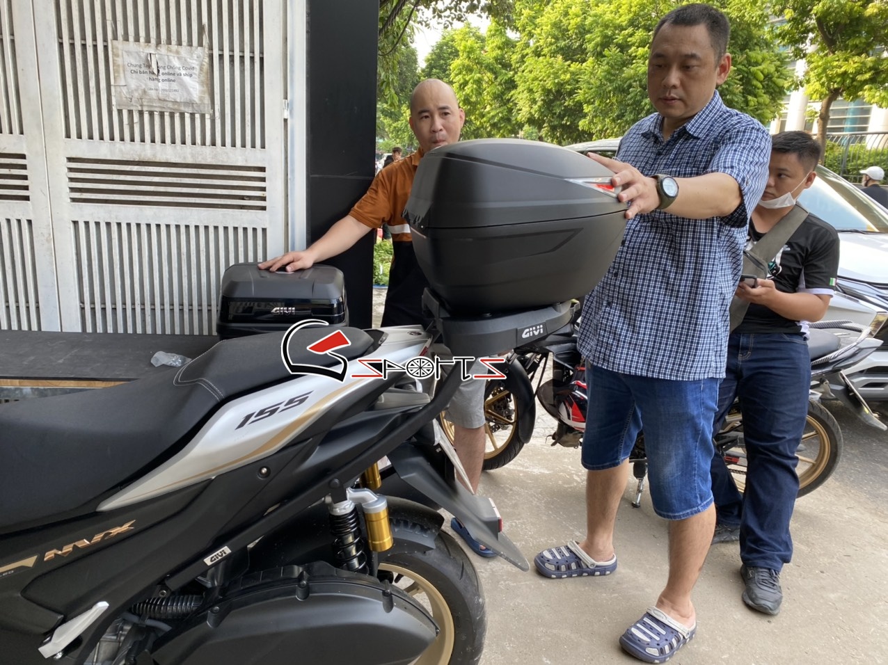 Thung Givi c30