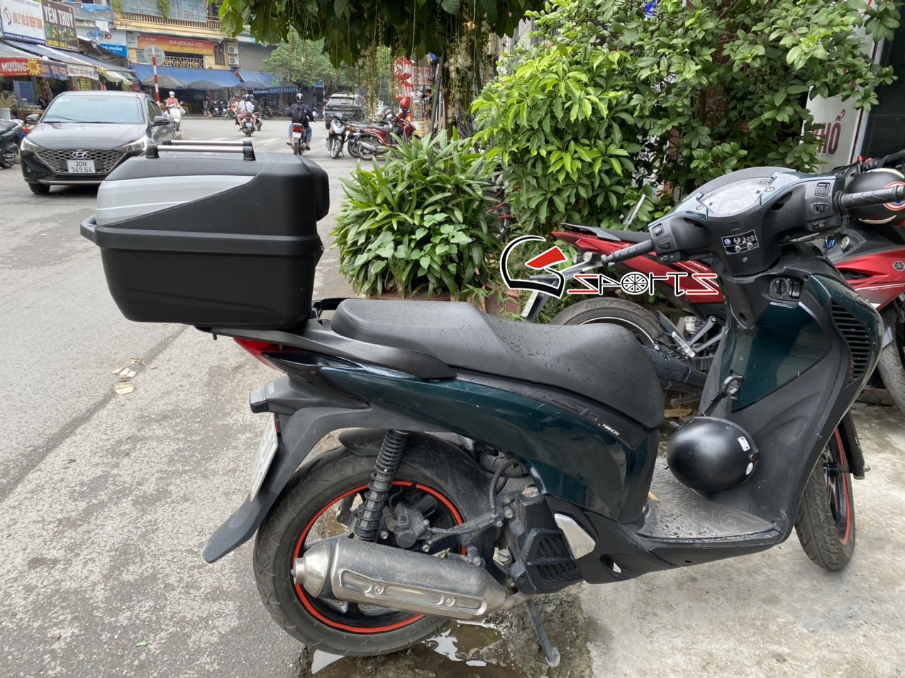 thung xe may givi b32nadv lap xe sh 2
