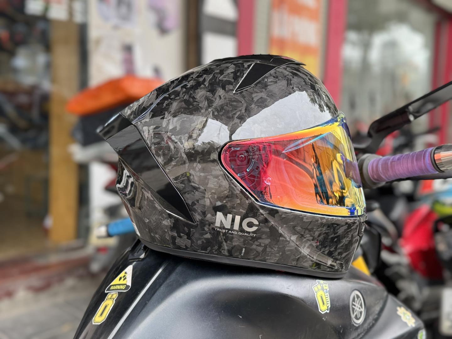 Mu bao hiem NIC N01 full carbon