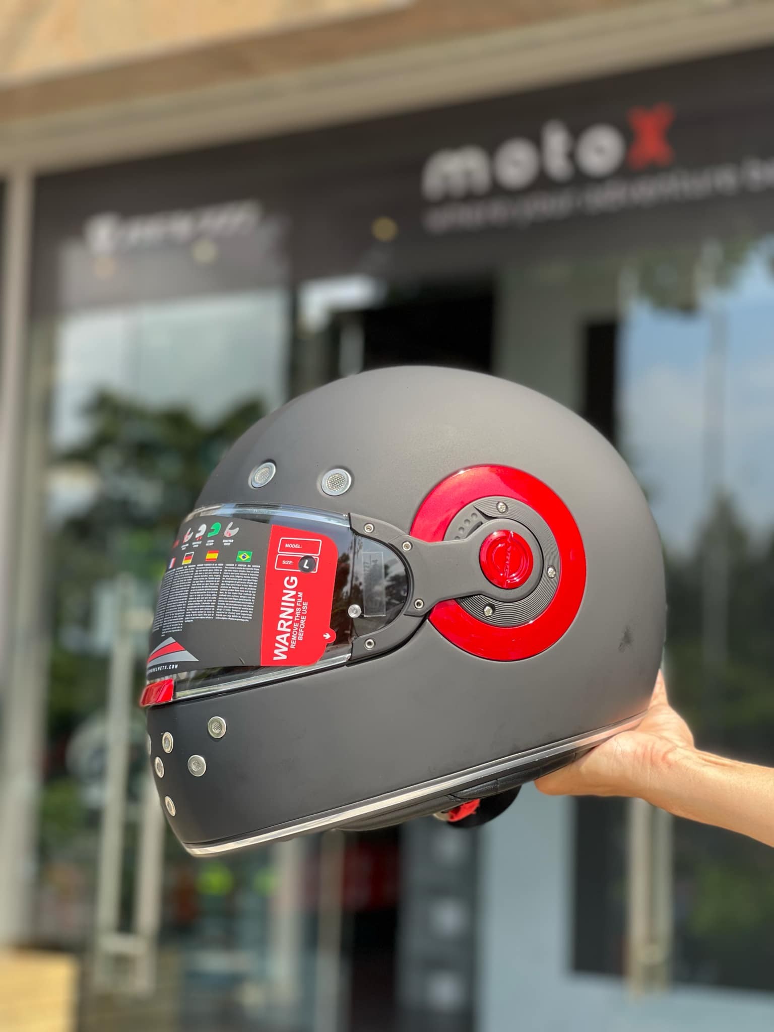 Mu bao hiem SMK fullface classic co dien. Mu bao hiem SMK fullface classic co dien.
