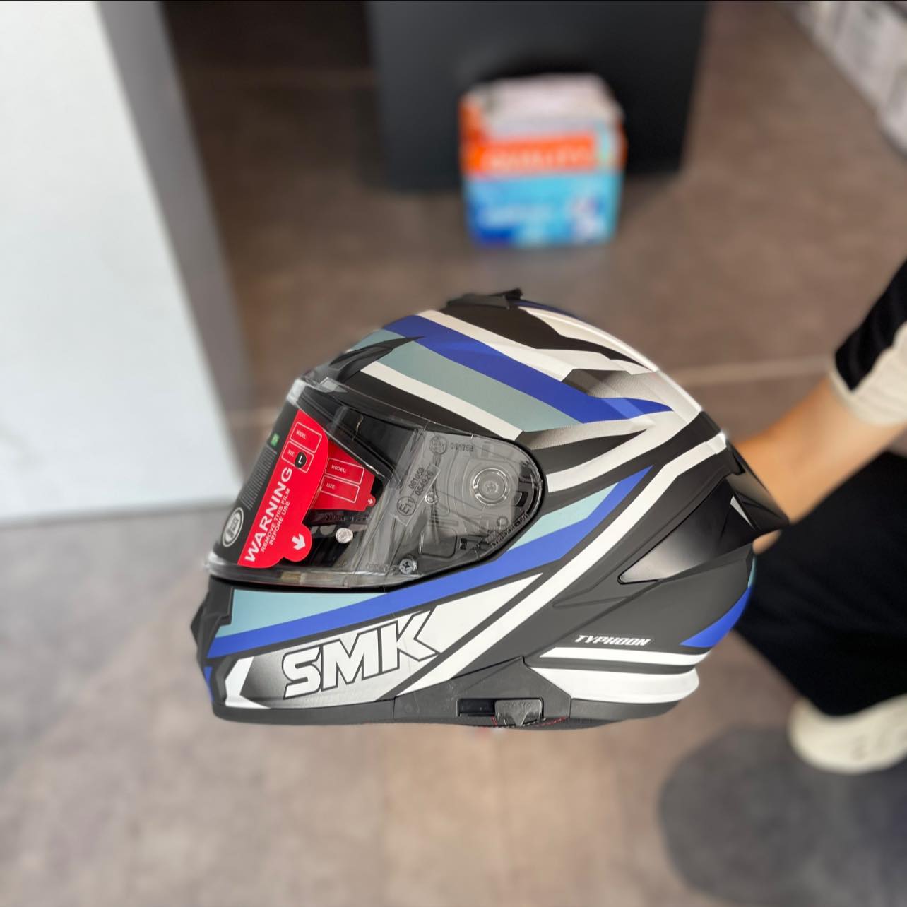 mu bao hiem SMK TYPHOON DECAL.