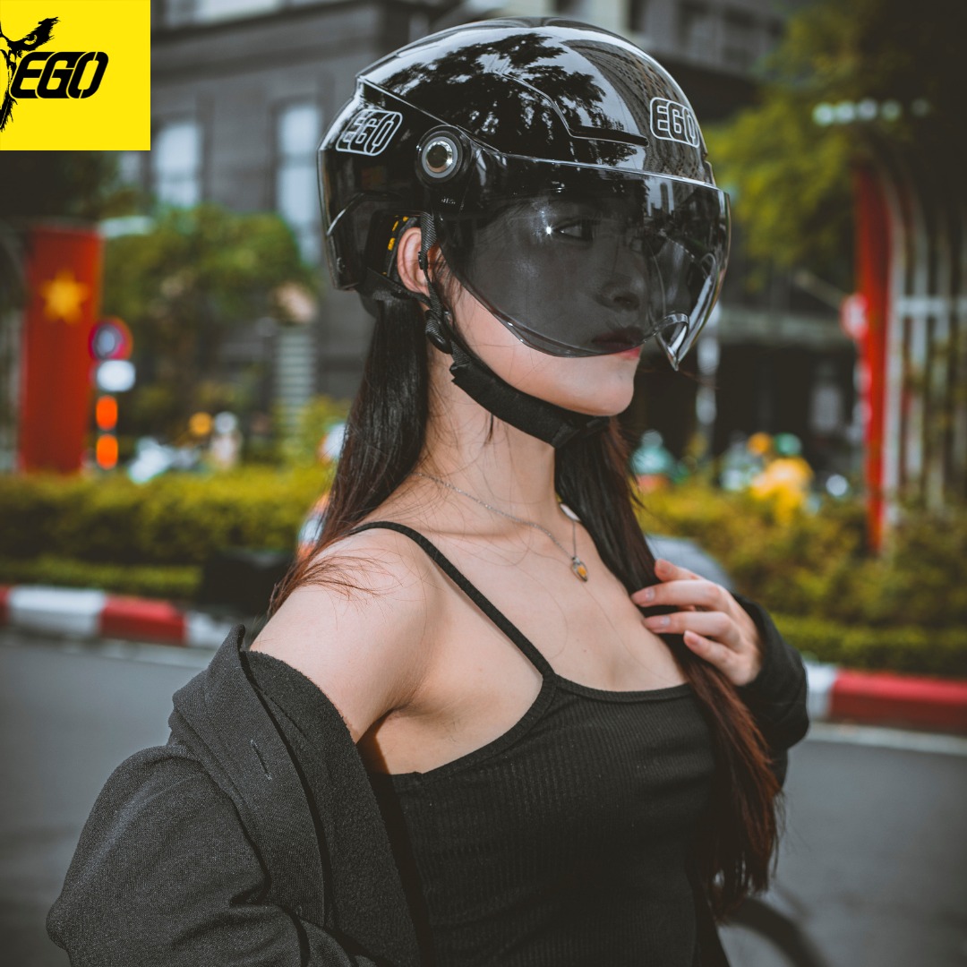 Mu bao hiem EGO E23 duoc gioi tre ua chuong tai Viet Nam