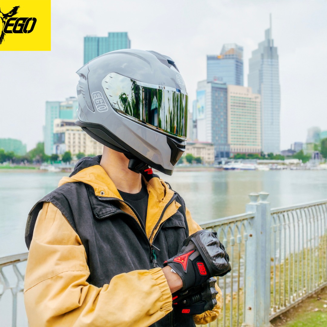 Mu bao hiem EGO E72 dang the thao cuc chat.