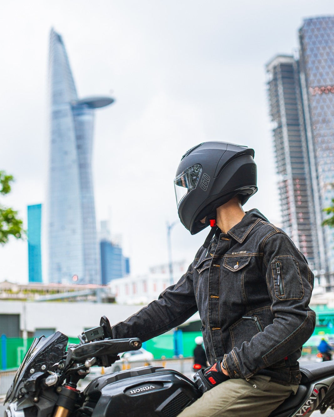 Mu bao hiem EGO E72 den nham Mu bao hiem EGO E72 den nham