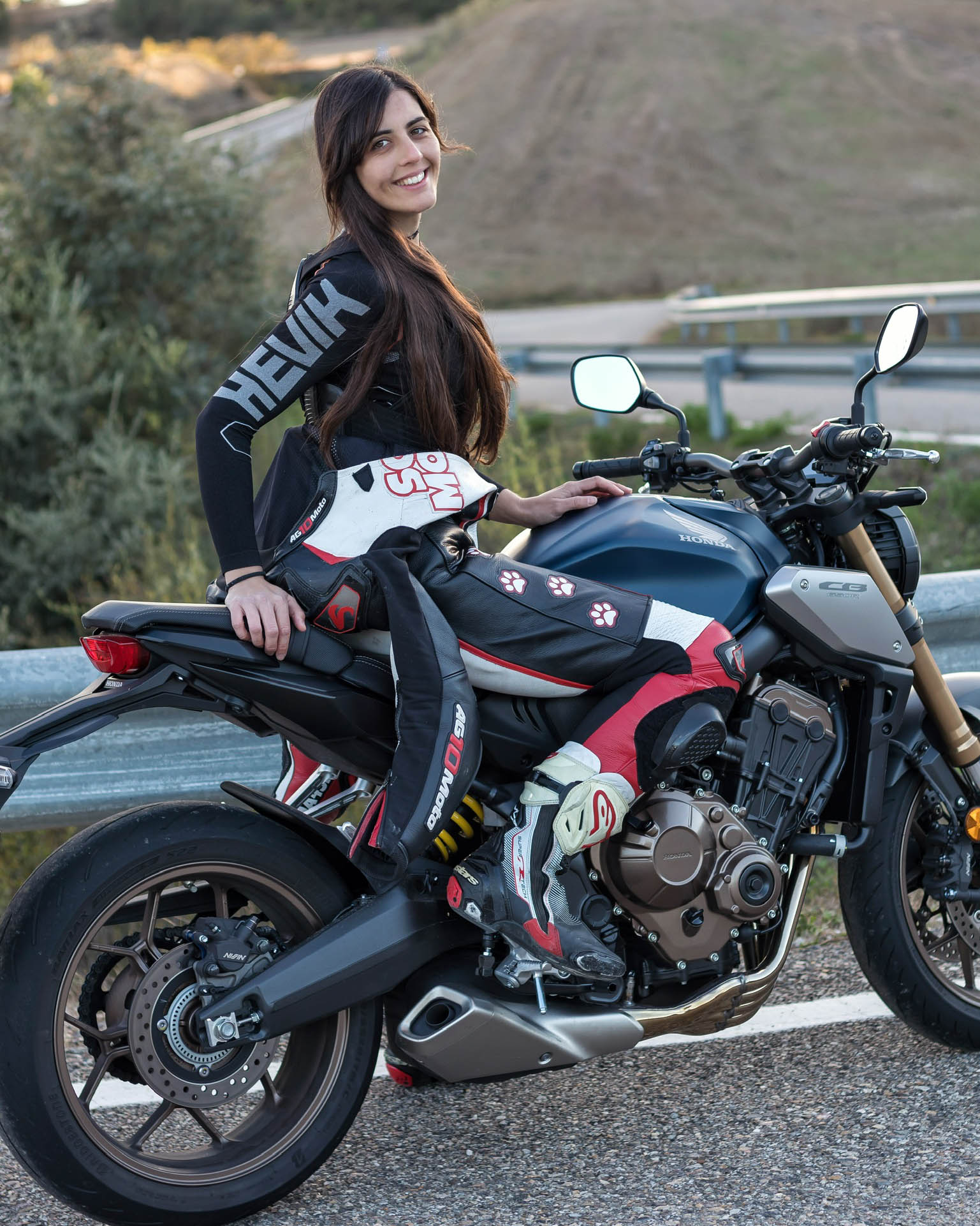 HEVIK thuong hieu duoc nhieu gioi tre ua chuong. HEVIK thuong hieu duoc nhieu gioi tre ua chuong.