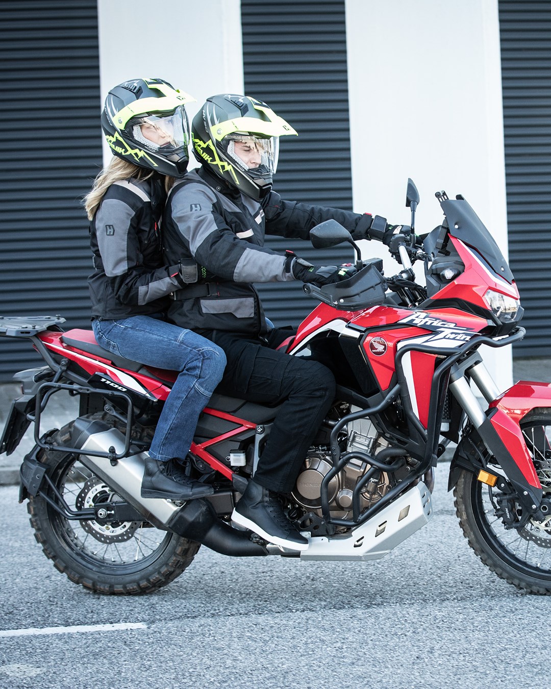 Set giap ADV HEVIK chong mai mon cao.