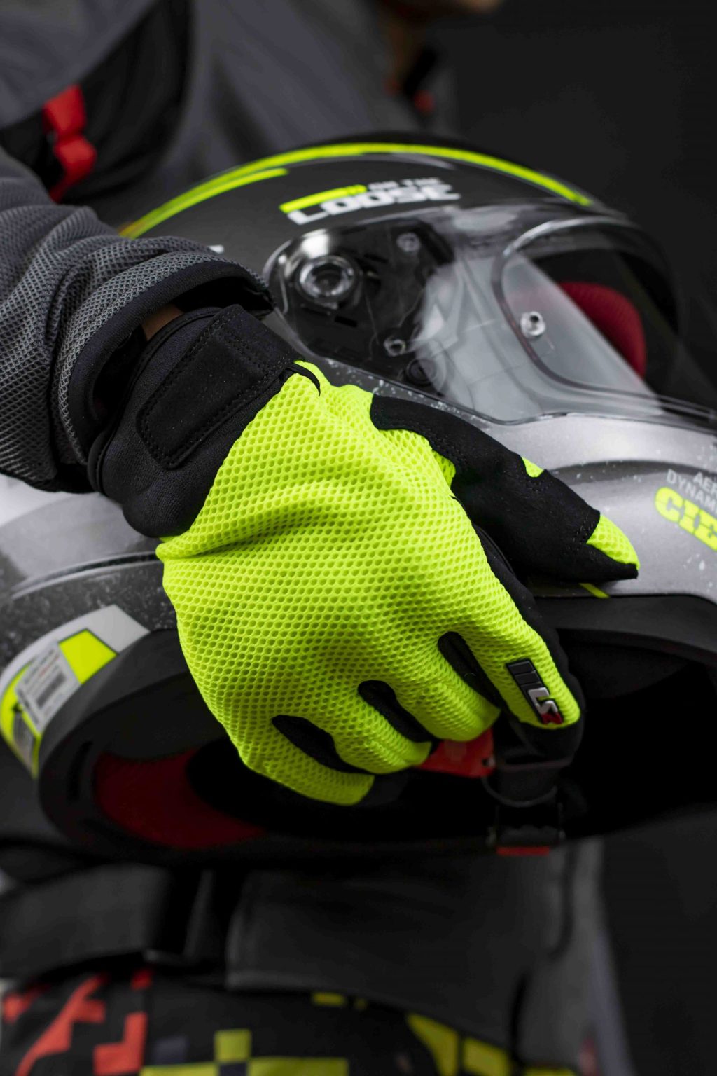 Gang tay LS2 RAY MAN thoang khi.