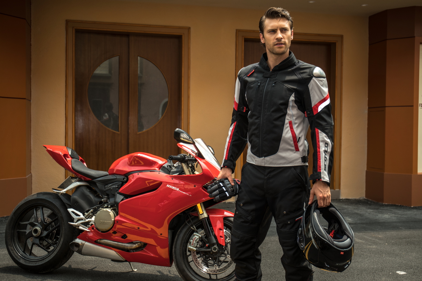 quan ao giap motor scoyco p070