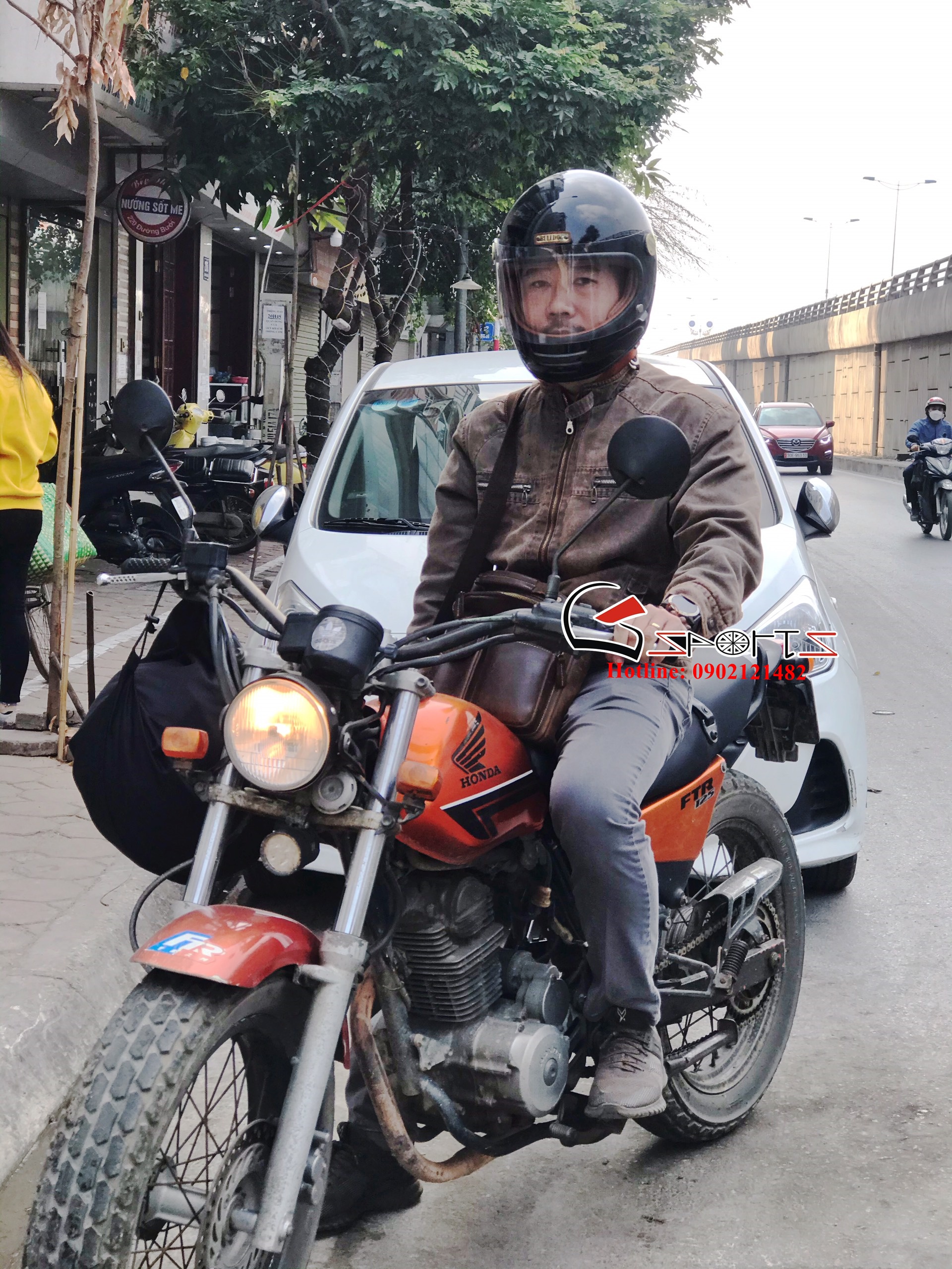 mu bao hiem bulldog torii 4