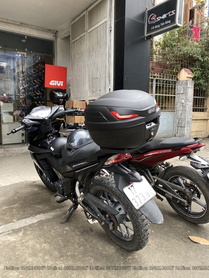 thung givi b27nx gsports 2
