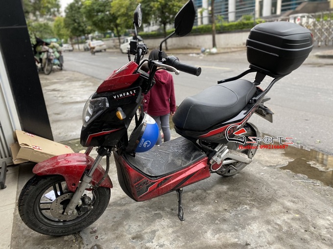 thung sau givi lap xe dien impes 2
